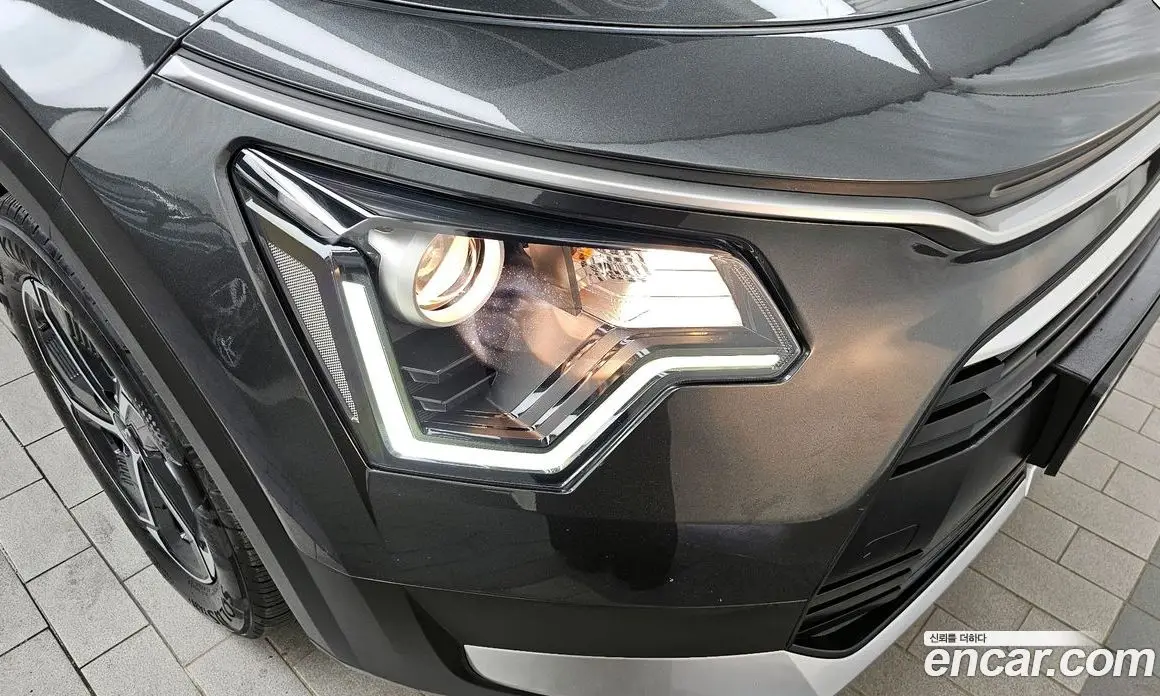 Kia Niro 2023 1.6 автомат (гидро), фото 8