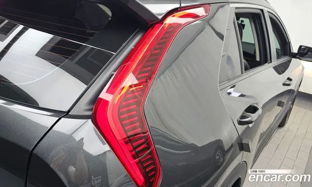 Kia Niro 2023 1.6 автомат (гидро), миниатюра 9