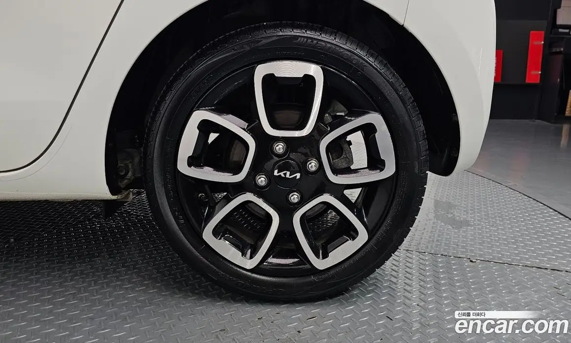 Kia Ray 2022 1.0 автомат (гидро), фото 7