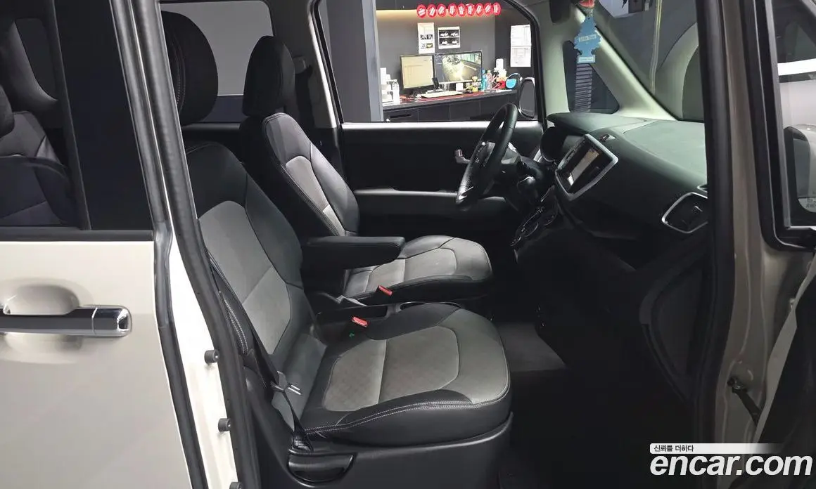 Kia Ray 2022 1.0 автомат (гидро), фото 17