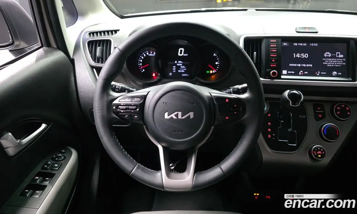 Kia Ray 2022 1.0 автомат (гидро), фото 19