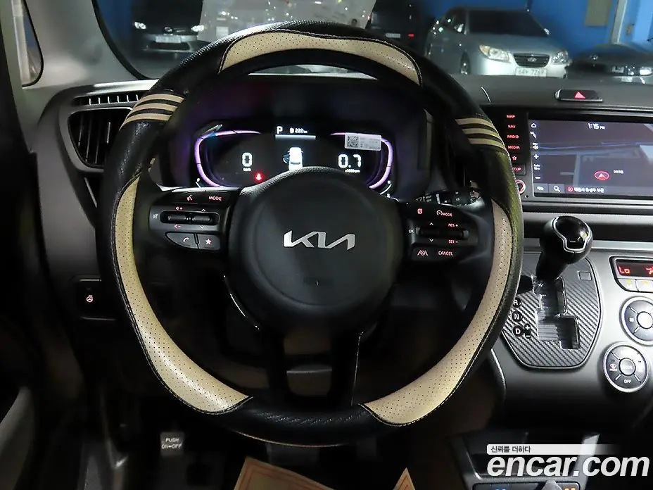 Kia Ray 2023 1.0 автомат (гидро), фото 14