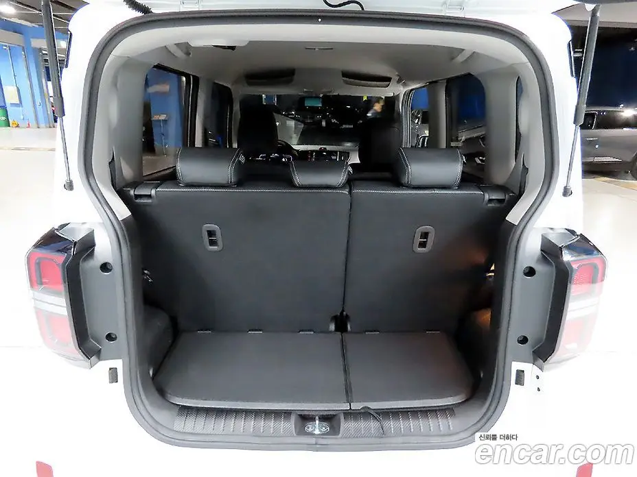 Kia Ray 2023 1.0 автомат (гидро), фото 18