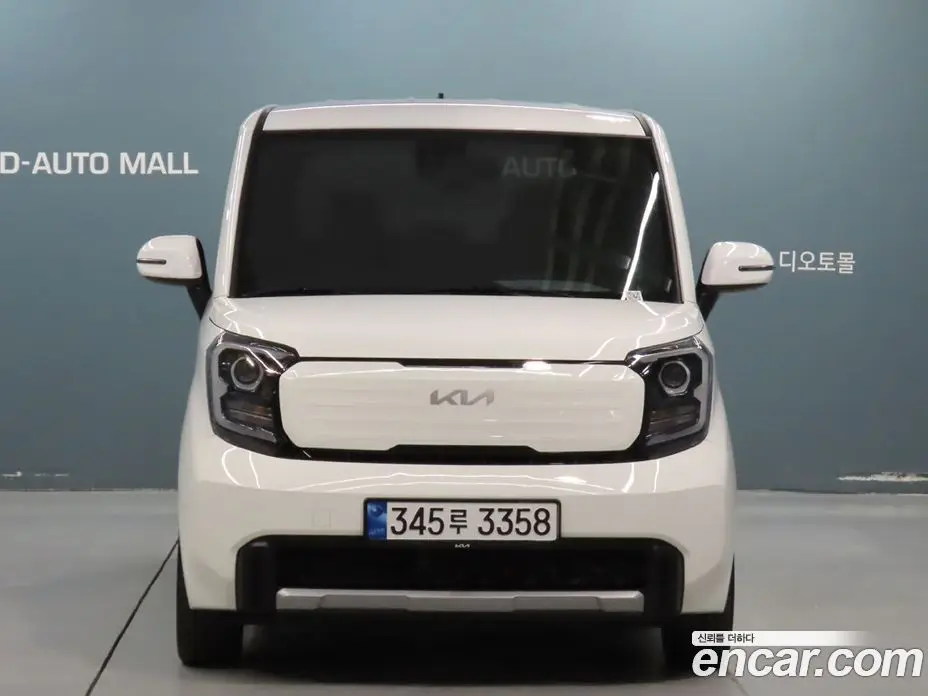 Kia Ray 2023 1.0 автомат (гидро), фото 3