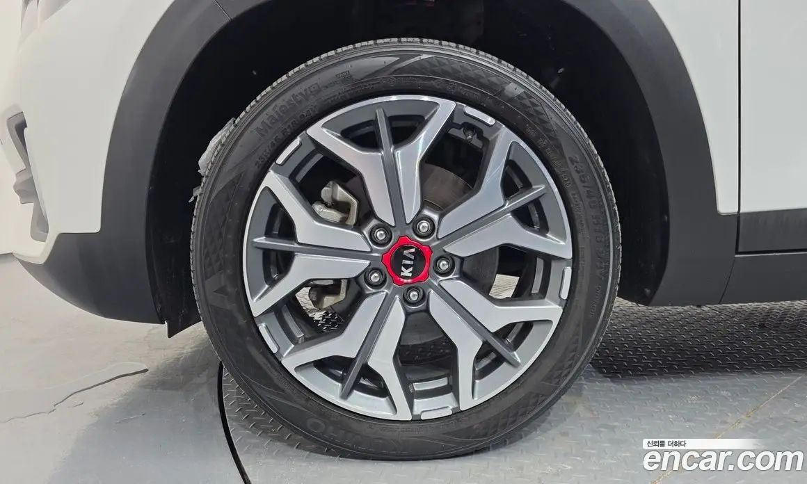 Kia Seltos 2020 1.6 автомат (гидро), фото 5