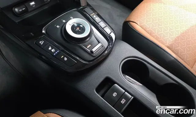 Kia Seltos 2023 1.6 автомат (гидро), миниатюра 9