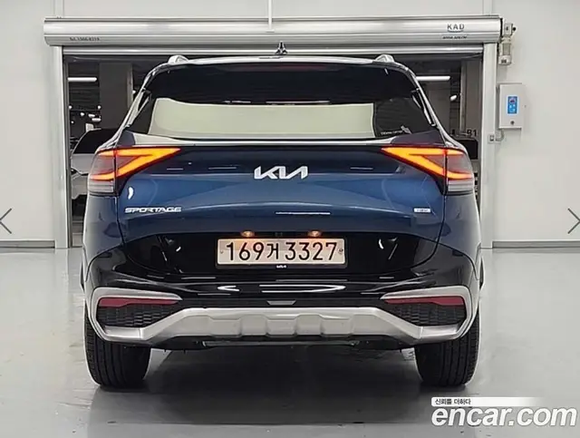 Kia Sportage 2023 1.6 автомат (гидро), миниатюра 3