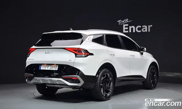 Kia Sportage 2023 1.6 автомат (гидро), миниатюра 2