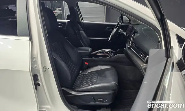 Kia Sportage 2023 1.6 автомат (гидро), миниатюра 10