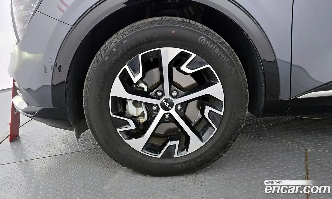 Kia Sportage 2023 1.6 автомат (гидро), фото 5