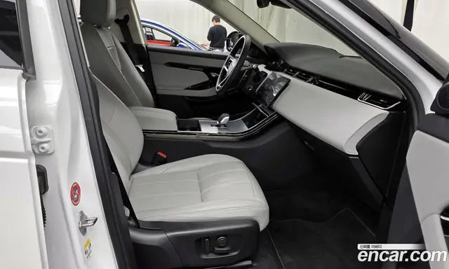 Land Rover Range Rover Evoque 2024 2.0 автомат (гидро), миниатюра 11 Land Rover Range Rover Evoque 2024 2.0 автомат (гидро), миниатюра 11