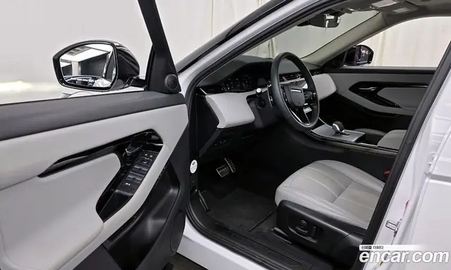 Land Rover Range Rover Evoque 2024 2.0 автомат (гидро), миниатюра 10 Land Rover Range Rover Evoque 2024 2.0 автомат (гидро), миниатюра 10
