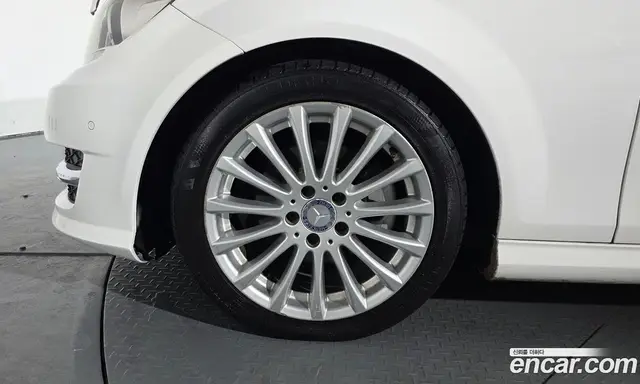 Mercedes-Benz C-Class 2014 2.1 автомат (гидро), миниатюра 5
