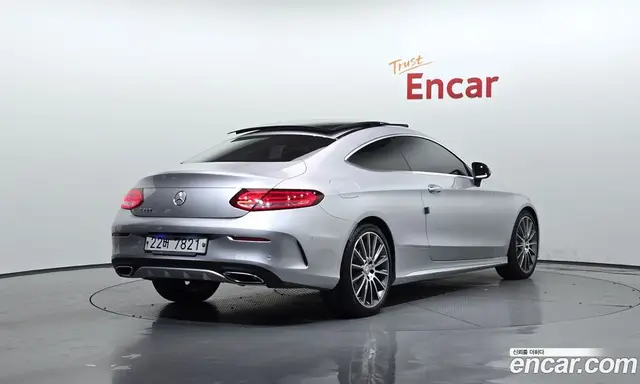 Mercedes-Benz C-Class 2016 2.0 автомат (гидро), миниатюра 2