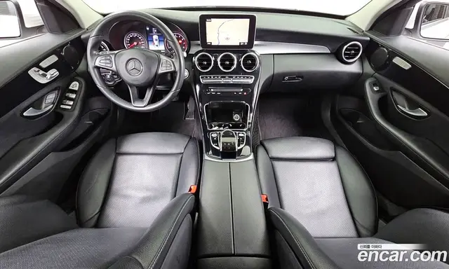 Mercedes-Benz C-Class 2018 2.0 автомат (гидро), миниатюра 7