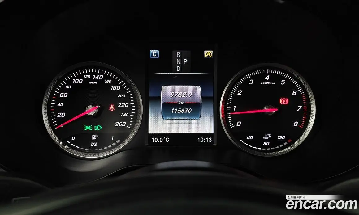 Mercedes-Benz C-Class 2018 2.0 автомат (гидро), фото 8