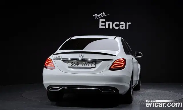 Mercedes-Benz C-Class 2018 2.1 автомат (гидро), миниатюра 4