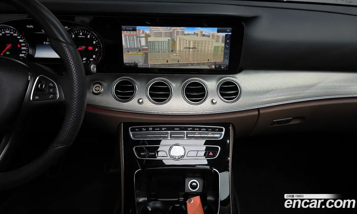 Mercedes-Benz E-Class 2018 2.0 автомат (гидро), фото 14