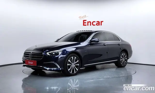 Mercedes-Benz E-Class, 2021, 114 466 км