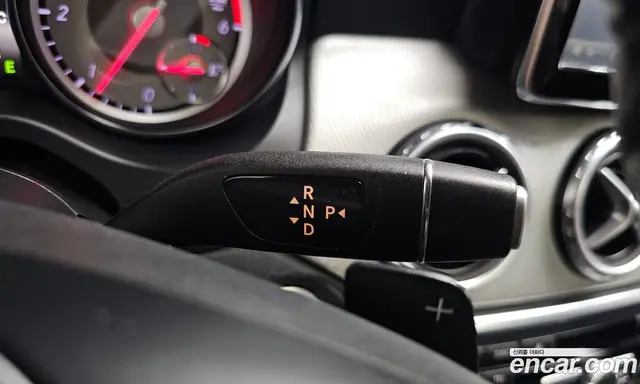 Mercedes-Benz GLA-Class 2015 2.1 автомат (гидро), миниатюра 11