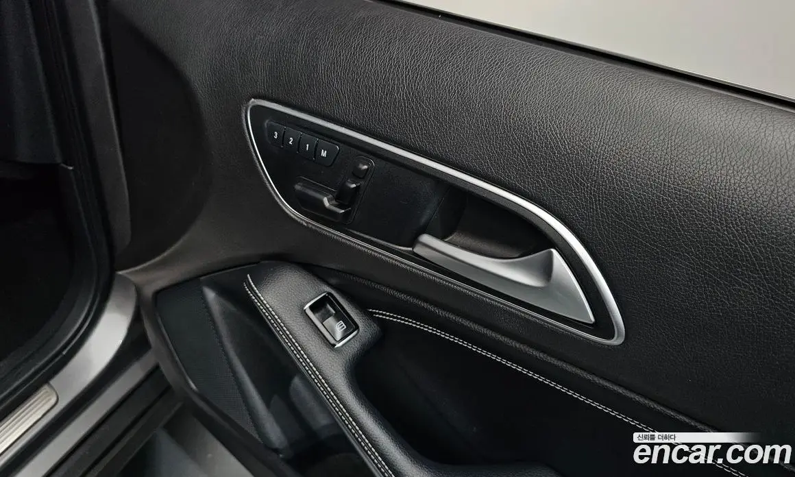 Mercedes-Benz GLA-Class 2015 2.1 автомат (гидро), фото 27
