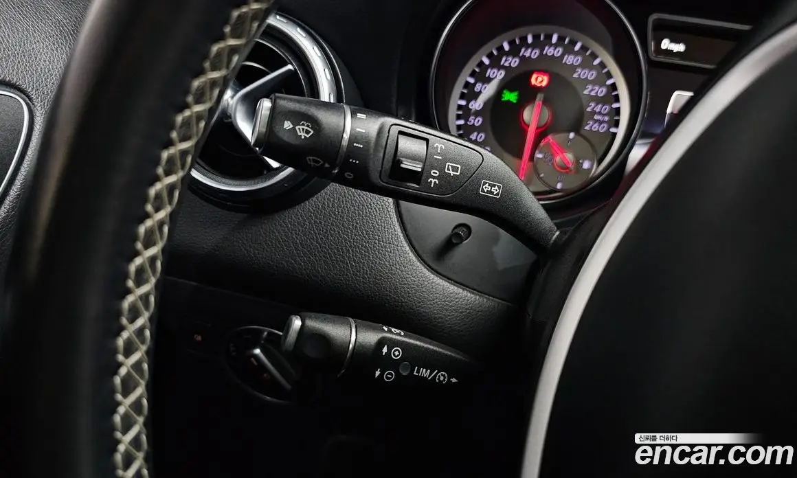 Mercedes-Benz GLA-Class 2015 2.1 автомат (гидро), фото 28