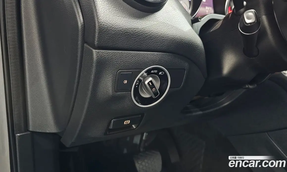 Mercedes-Benz GLA-Class 2015 2.1 автомат (гидро), фото 29