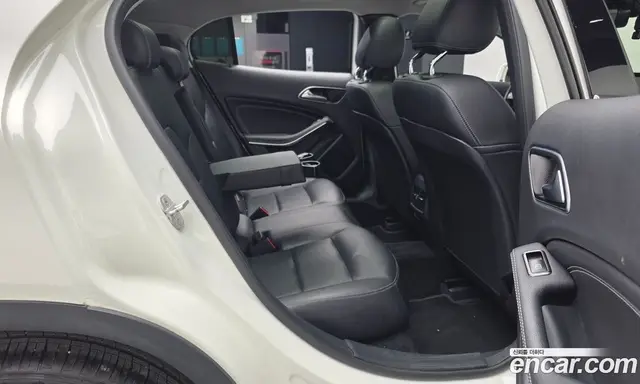 Mercedes-Benz GLA-Class 2015 2.1 автомат (гидро), миниатюра 12