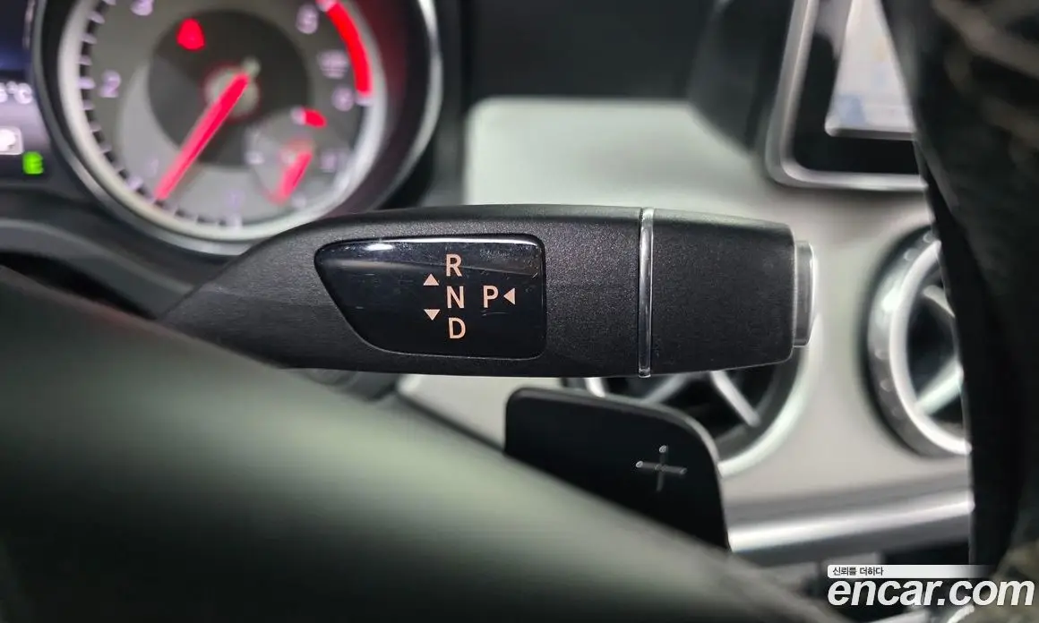 Mercedes-Benz GLA-Class 2015 2.1 автомат (гидро), фото 9