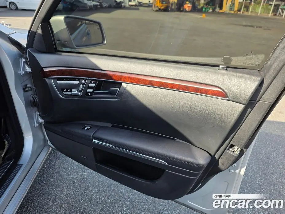 Mercedes-Benz S-Class 2011 4.7 автомат (гидро), фото 16