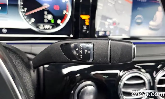 Mercedes-Benz S-Class 2015 4.7 автомат (гидро), миниатюра 9