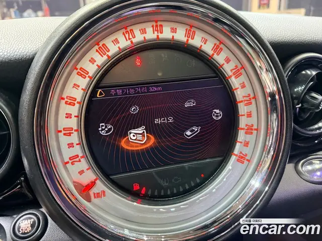 Mini Cooper 2012 2.0 автомат (гидро), миниатюра 9 Mini Cooper 2012 2.0 автомат (гидро), миниатюра 9