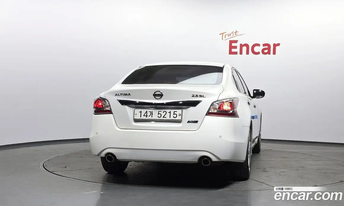 Nissan Altima 2014 2.5 автомат (гидро), фото 4 Nissan Altima 2014 2.5 автомат (гидро), фото 4