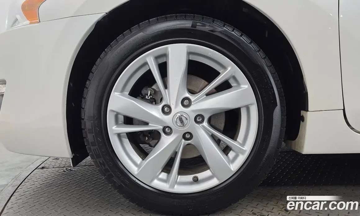 Nissan Altima 2014 2.5 автомат (гидро), фото 5 Nissan Altima 2014 2.5 автомат (гидро), фото 5