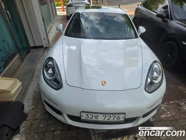 Porsche Panamera 2014 3.0 автомат (гидро), миниатюра 2 Porsche Panamera 2014 3.0 автомат (гидро), миниатюра 2
