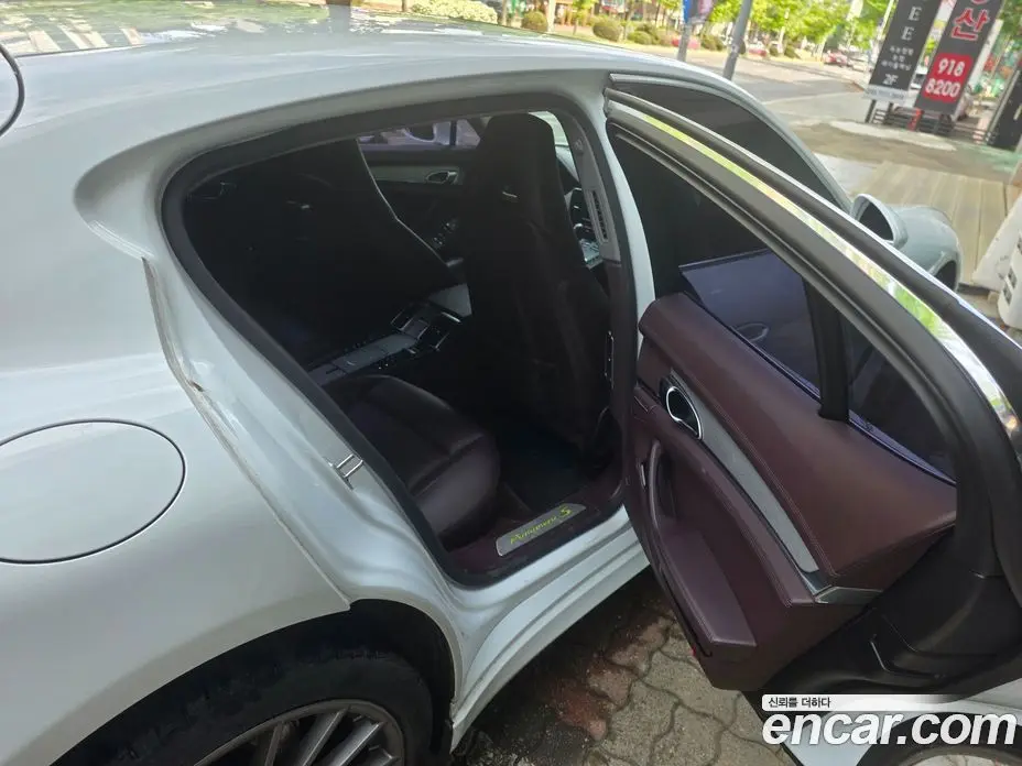 Porsche Panamera 2014 3.0 автомат (гидро), фото 12 Porsche Panamera 2014 3.0 автомат (гидро), фото 12