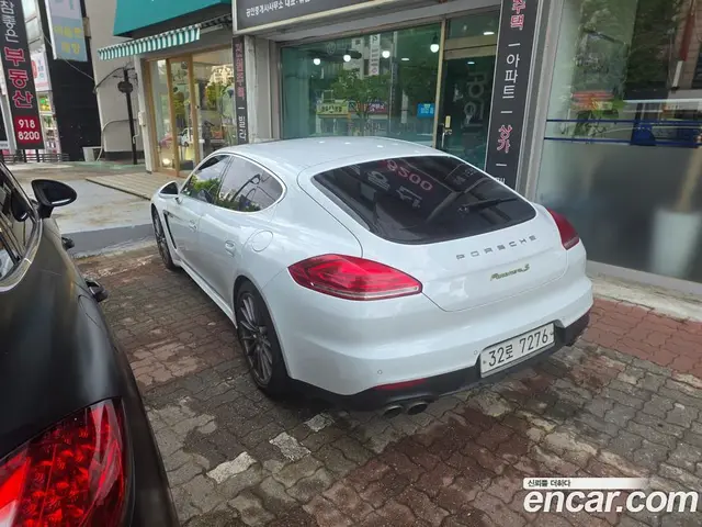 Porsche Panamera 2014 3.0 автомат (гидро), миниатюра 5 Porsche Panamera 2014 3.0 автомат (гидро), миниатюра 5