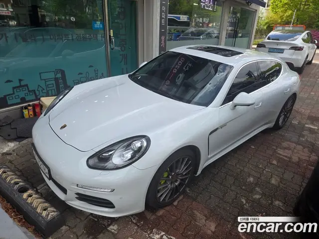 Porsche Panamera 2014 3.0 автомат (гидро), миниатюра 6 Porsche Panamera 2014 3.0 автомат (гидро), миниатюра 6