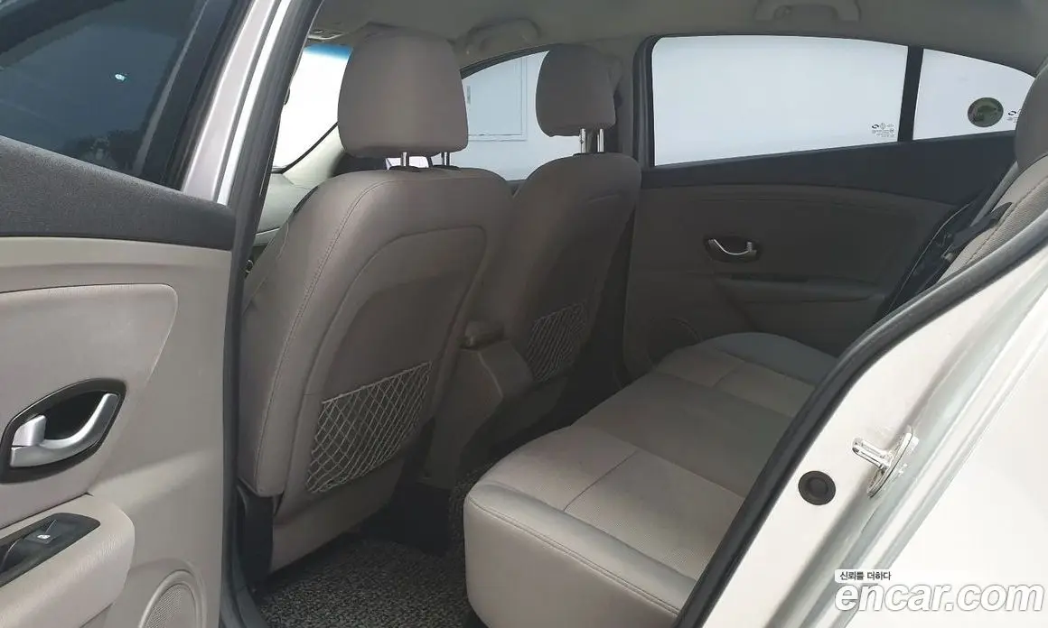 Renault (Samsung) SM3 2010 1.6 механика, фото 16 Renault (Samsung) SM3 2010 1.6 механика, фото 16