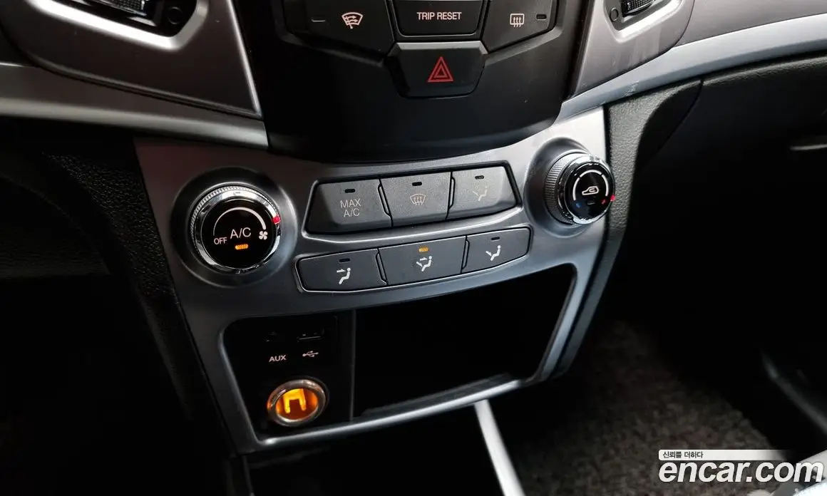 SsangYong Korando 2015 2.2 автомат (гидро), фото 18