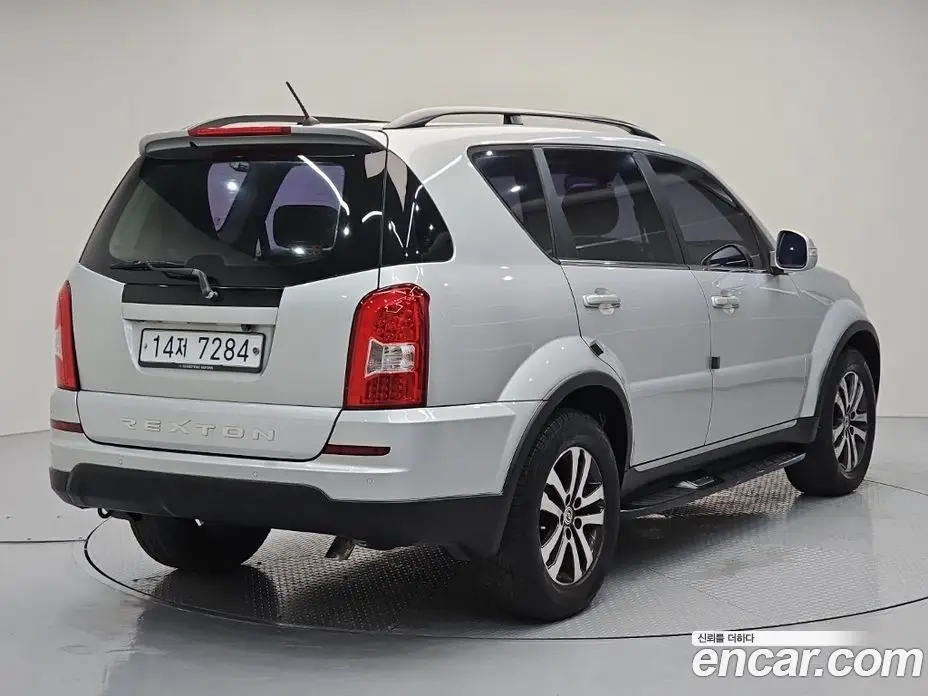 SsangYong Rexton 2014 2.0 автомат (гидро), фото 4