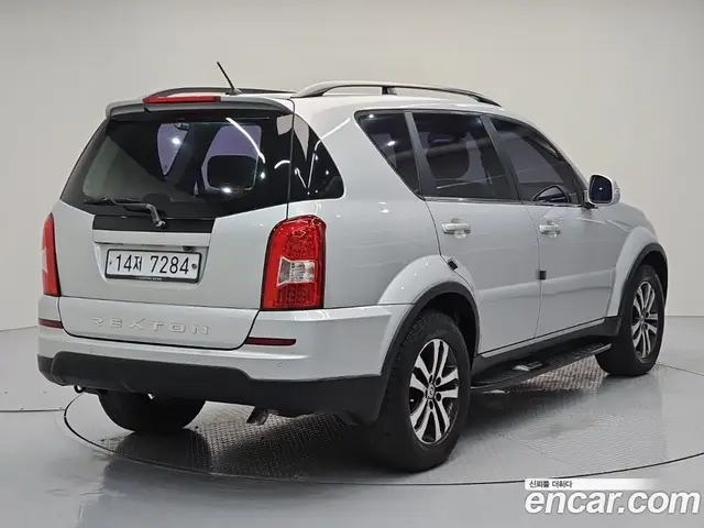 SsangYong Rexton 2014 2.0 автомат (гидро), миниатюра 4