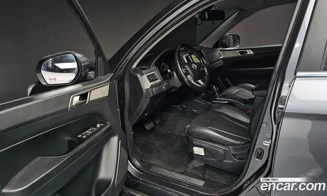 SsangYong Rexton 2018 2.2 автомат (гидро), миниатюра 11 SsangYong Rexton 2018 2.2 автомат (гидро), миниатюра 11