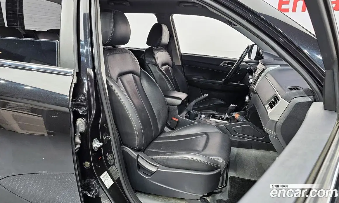 SsangYong Rexton 2018 2.2 автомат (гидро), фото 10
