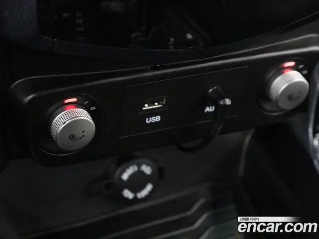 SsangYong TIBOLI 2016 1.6 автомат (гидро), миниатюра 10