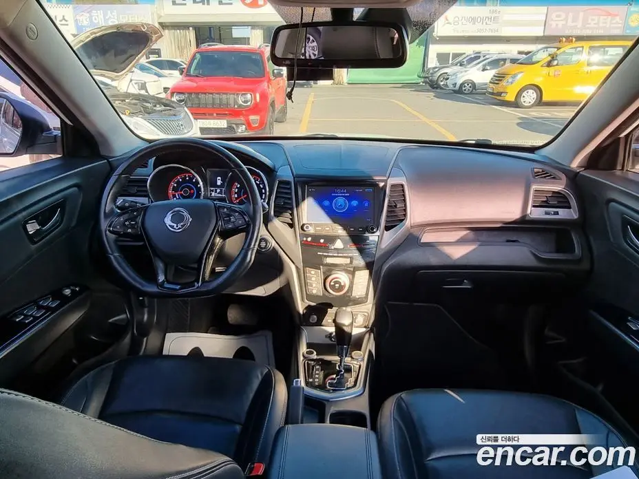 SsangYong TIBOLI 2017 1.6 автомат (гидро), фото 9