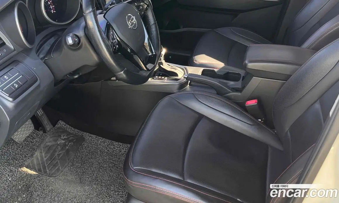 SsangYong TIBOLI 2018 1.6 автомат (гидро), фото 13