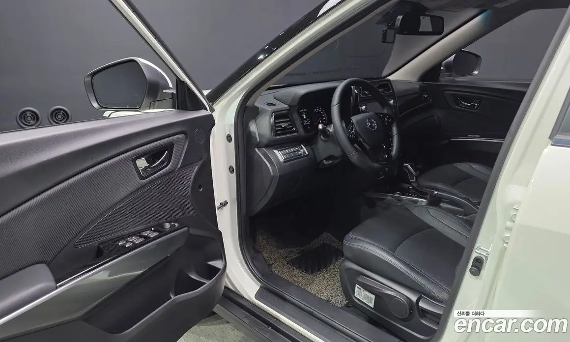 SsangYong TIBOLI 2021 1.5 автомат (гидро), фото 10 SsangYong TIBOLI 2021 1.5 автомат (гидро), фото 10