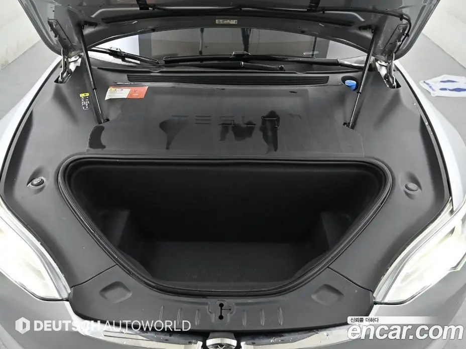 Tesla Model S 2017 автомат (гидро), фото 6 Tesla Model S 2017 автомат (гидро), фото 6