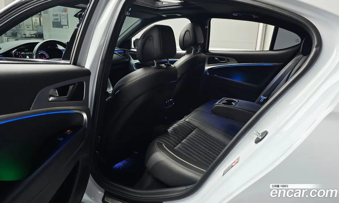 Genesis G70 2018 2.0 автомат (гидро), фото 11